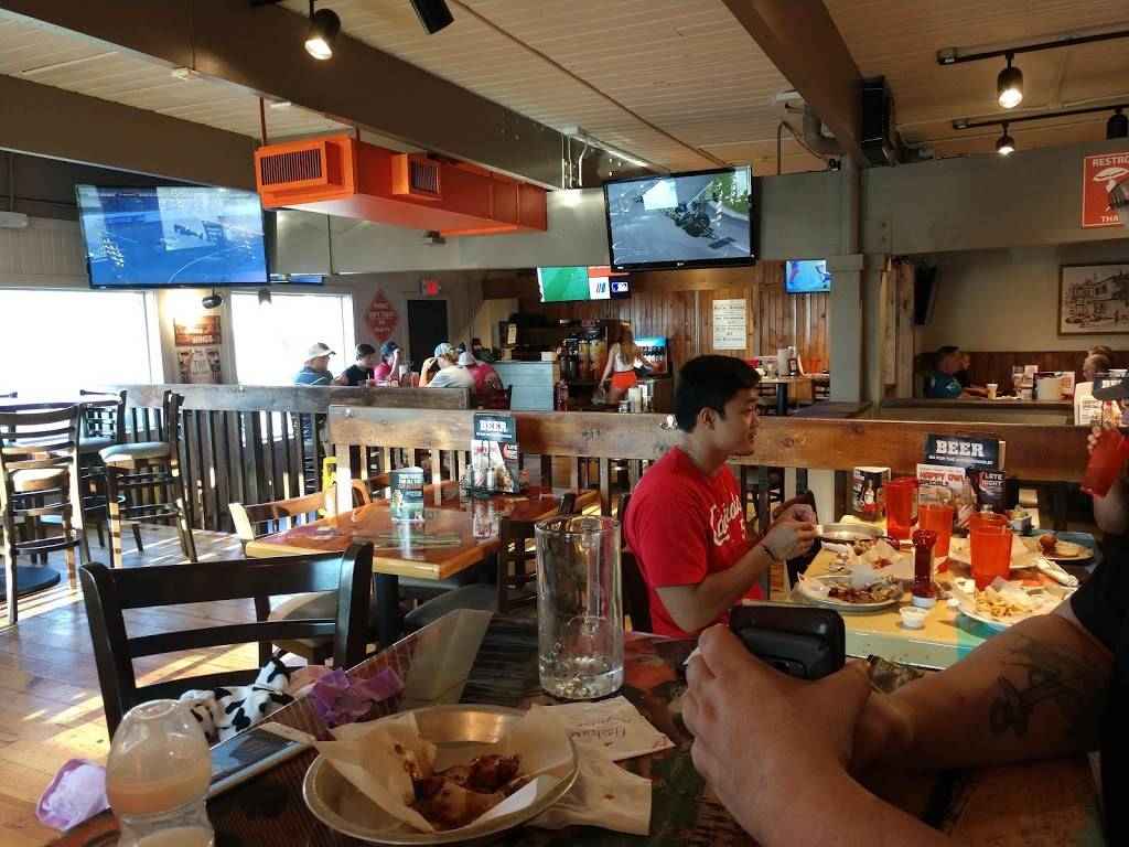 Hooters | restaurant | 2288 N Roan St, Johnson City, TN 37601, USA | 4236101484 OR +1 423-610-1484