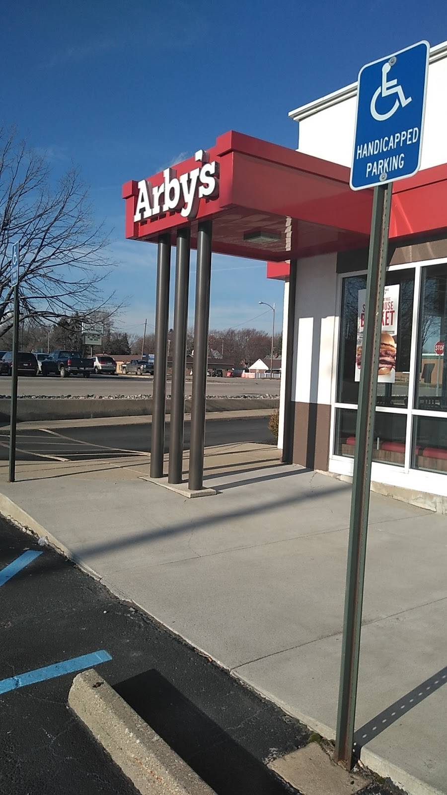 Arbys | restaurant | 2522 Woodville Rd, Northwood, OH 43619, USA | 4196971963 OR +1 419-697-1963