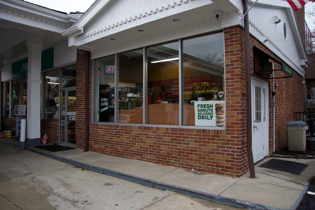 Lake Forest Shell | cafe | 193 E Deerpath Rd, Lake Forest, IL 60045, USA | 8472340070 OR +1 847-234-0070