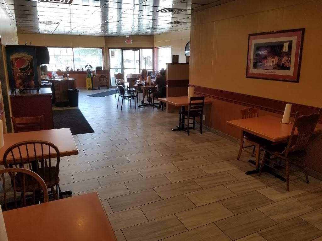 Joes Texas Barbeque | restaurant | 2052 Holmgren Way, Green Bay, WI 54304, USA | 9204301404 OR +1 920-430-1404