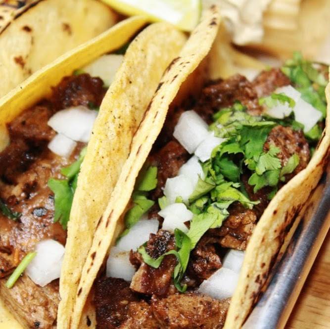 Tacos Panchito | restaurant | 1530 W 6th St, Corona, CA 92882, USA | 9517372322 OR +1 951-737-2322