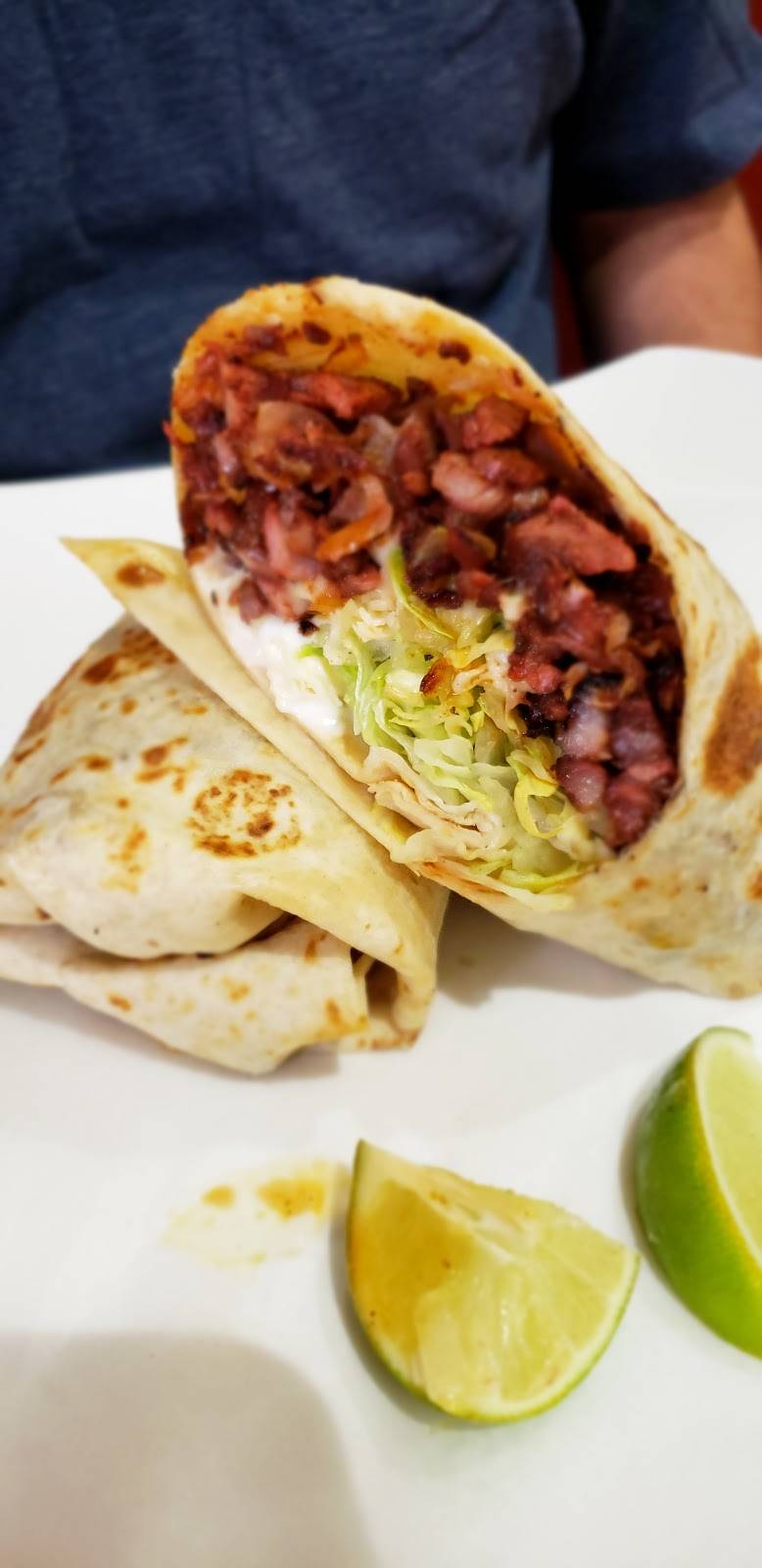 Su Taqueria El Rey Del Taco y Sus Mariscos | restaurant | 7138 N Clark St, Chicago, IL 60626, USA | 7732749004 OR +1 773-274-9004