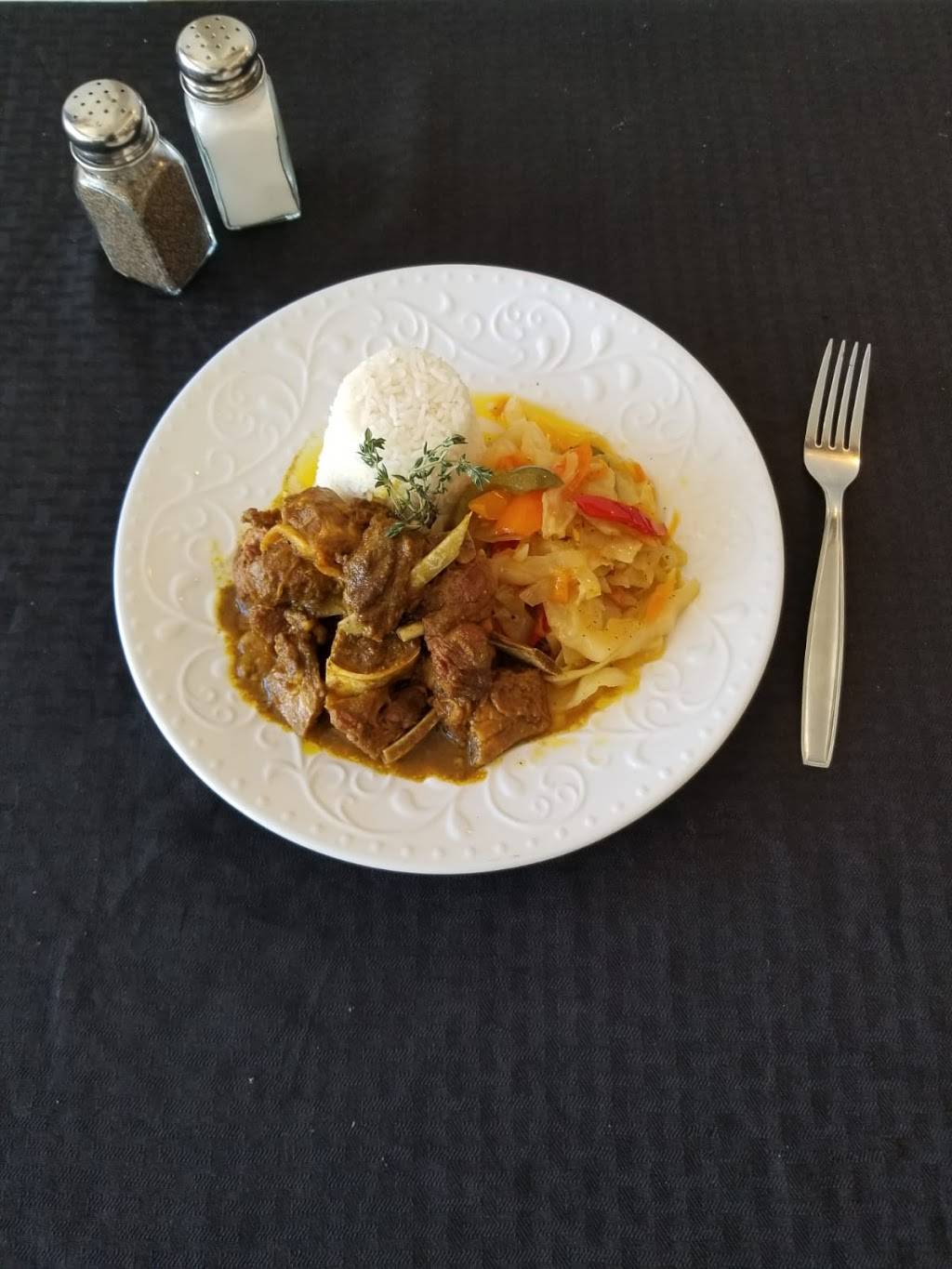 Family Spot Jamaican Restaurant | restaurant | 6722 N Broad St, Philadelphia, PA 19126, USA | 2159273000 OR +1 215-927-3000