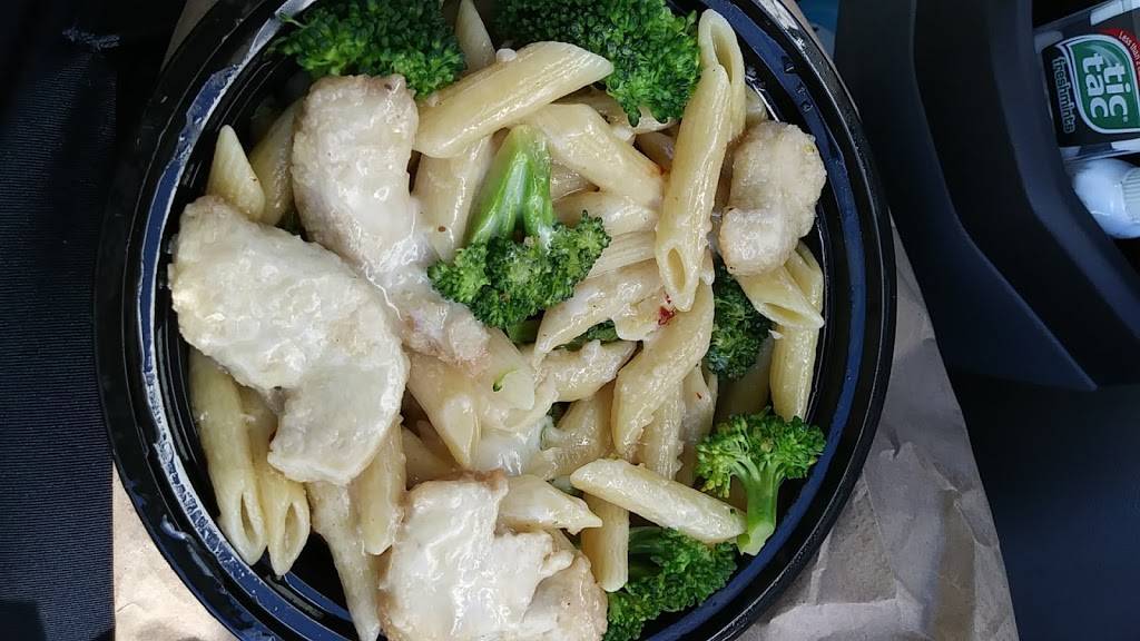 Bushel ‘n Peck Summit | restaurant | 17 Mountain St E, Worcester, MA 01606, USA | 5088560516 OR +1 508-856-0516