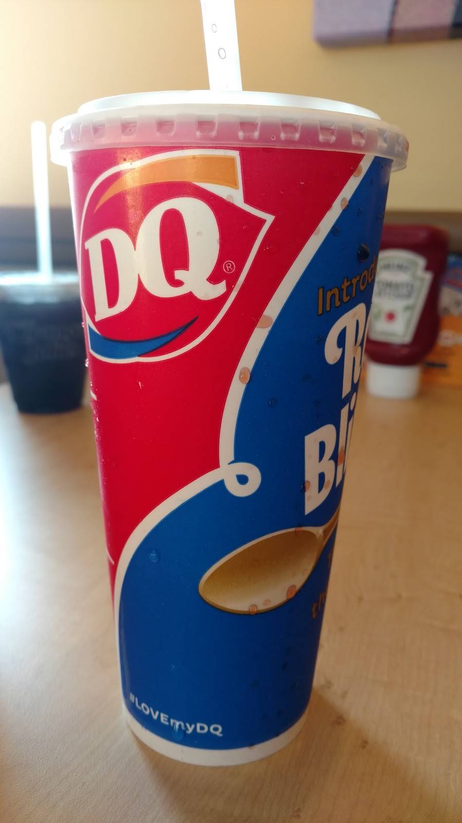 Dairy Queen Grill & Chill | restaurant | 1180 Canton Rd NW, Carrollton, OH 44615, USA | 3306279792 OR +1 330-627-9792