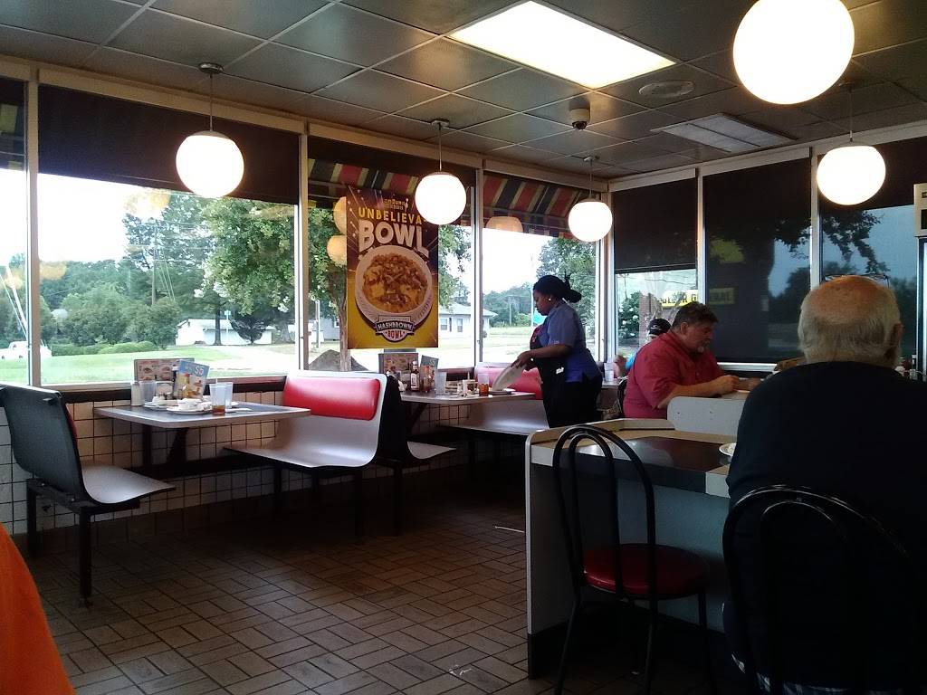 Waffle House | meal takeaway | 2230 Chesnee Hwy, Spartanburg, SC 29303, USA | 8645971351 OR +1 864-597-1351