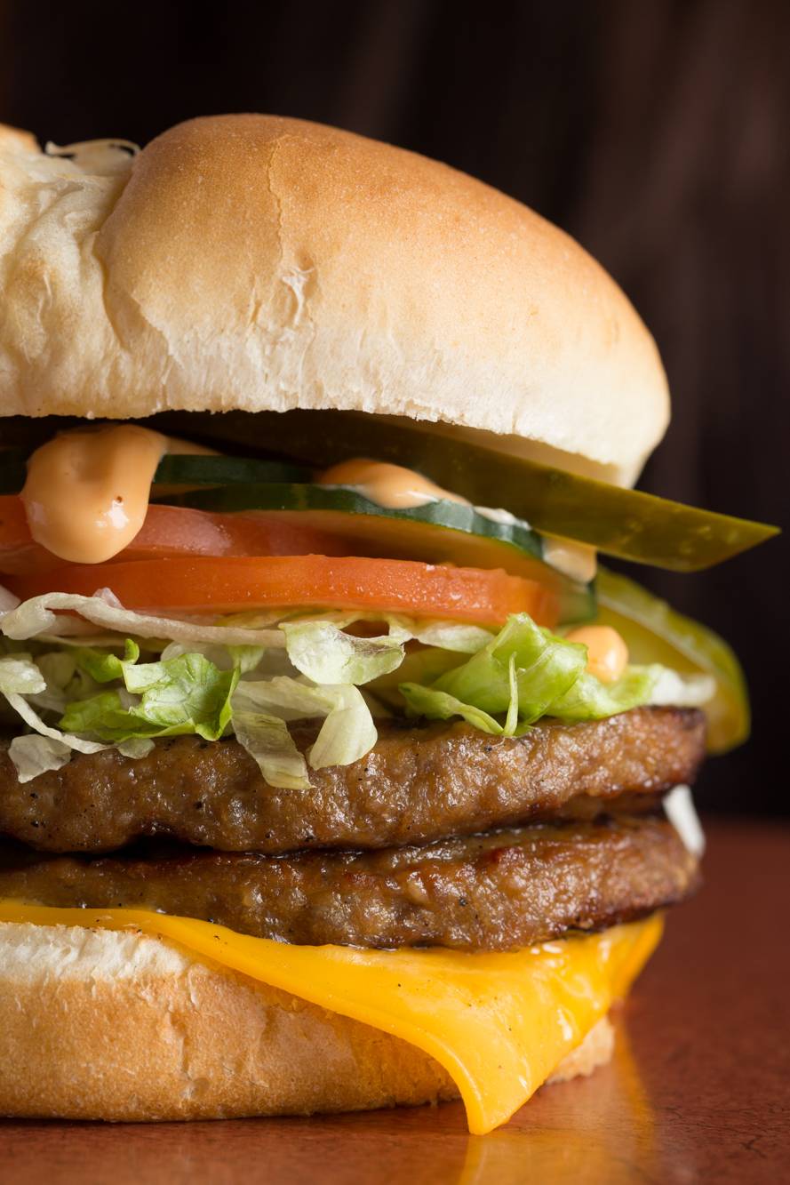 Harveys | restaurant | 11 245 Boulevard Lacordaire, Montréal-Nord, QC H1G 4J7, Canada | 4383154445 OR +1 438-315-4445