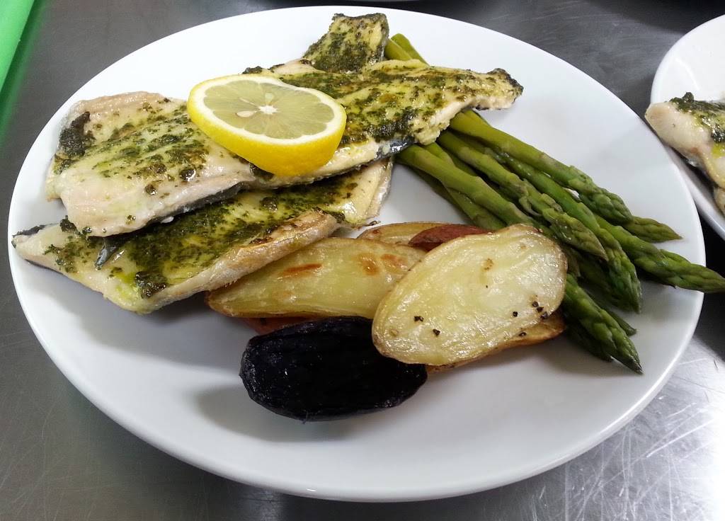 HARMONS DEN Bistro | restaurant | 250 Pigeon St, Waynesville, NC 28786, USA | 8284566322 OR +1 828-456-6322