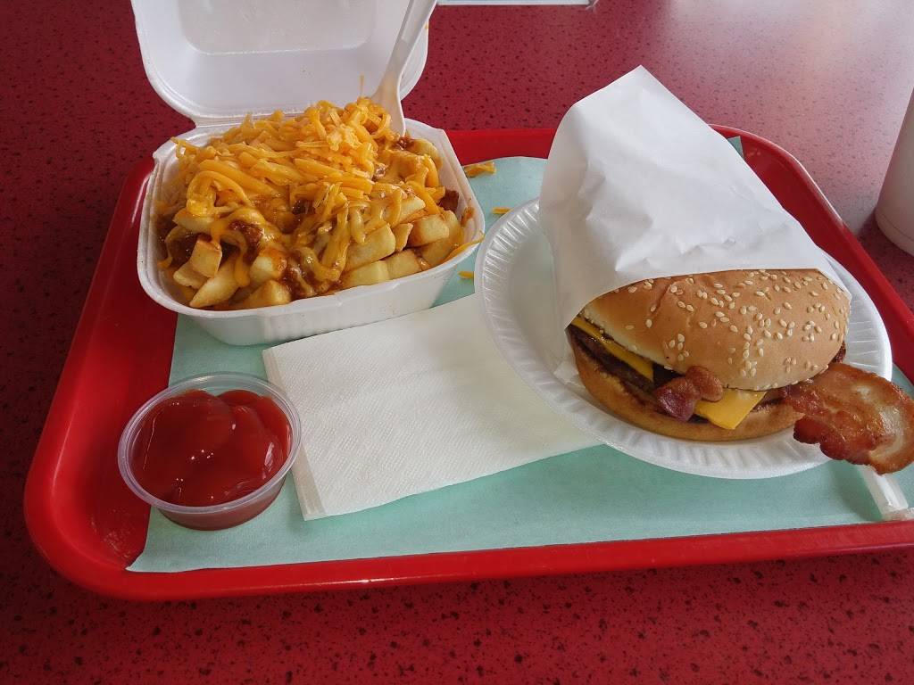 Chris Hamburgers | restaurant | 3950 Slauson Ave, Maywood, CA 90270, USA | 3235881607 OR +1 323-588-1607