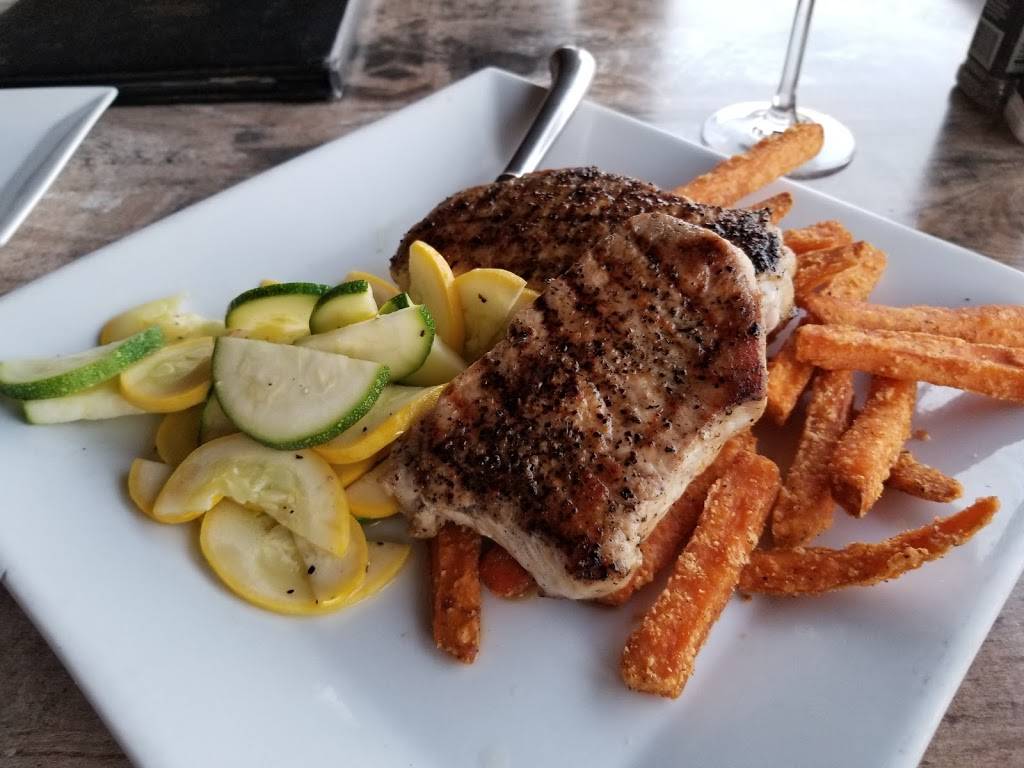 Lockside Bar and Grill | restaurant | 200 N Battlefield Blvd, Chesapeake, VA 23320, USA | 7574105999 OR +1 757-410-5999