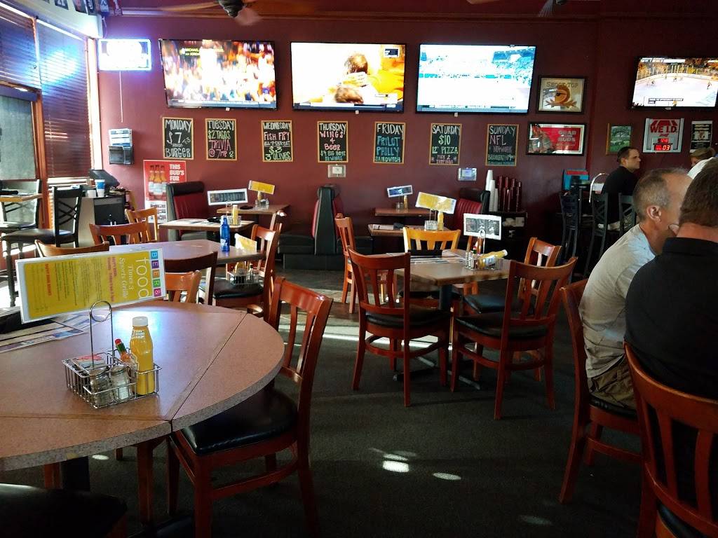 Times 3 Sports Grille | restaurant | 6525 W Happy Valley Rd, Glendale, AZ 85310, USA | 6235613200 OR +1 623-561-3200