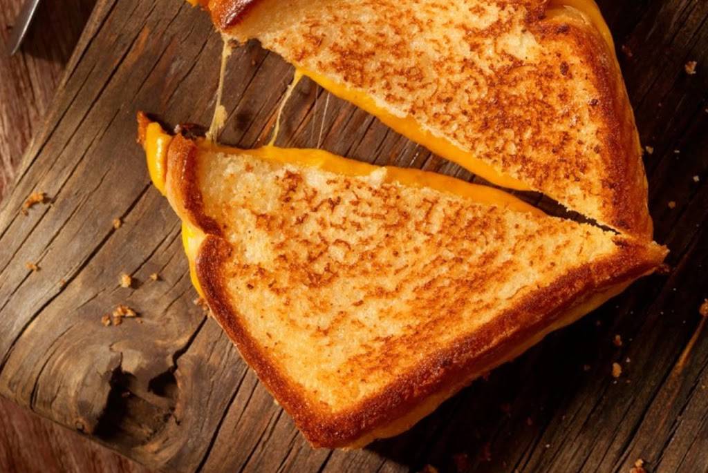 THE BRGR SPOT | restaurant | 6519 Parallel Pkwy, Kansas City, KS 66102, USA | 9139127038 OR +1 913-912-7038