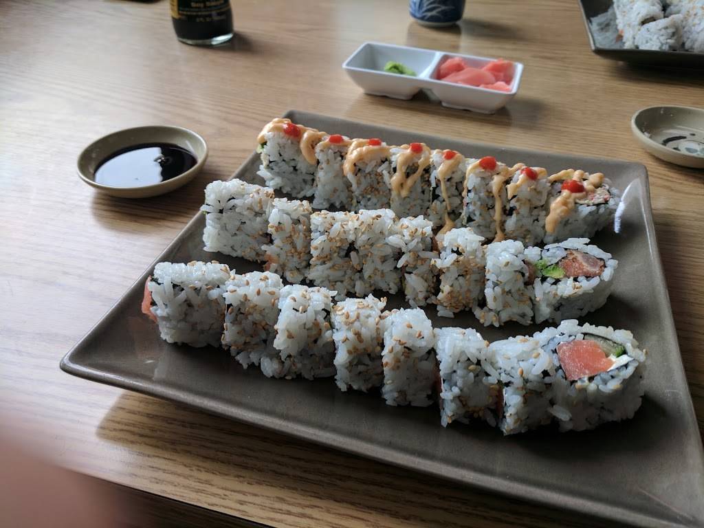 Tiga Sushi Bar & Asian Bistro | restaurant | 260 Liberty St SE, Salem, OR 97301, USA | 5033397846 OR +1 503-339-7846