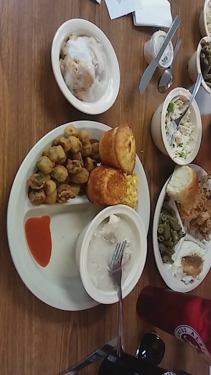 Mr. Bills Southern Diner | restaurant | 2715 McFarland Blvd, Northport, AL 35476, USA | 2053339312 OR +1 205-333-9312