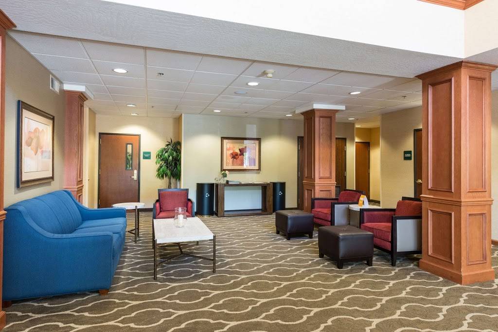 Comfort Suites Springfield Riverbend Medical | restaurant | 969 Kruse Way, Springfield, OR 97477, USA | 5417465359 OR +1 541-746-5359