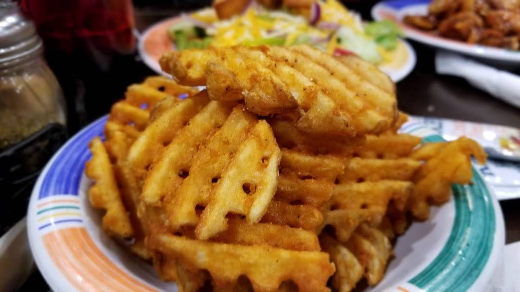 Pats Pizza Family Restaurant | restaurant | 2104 MacDade Boulevard, Holmes, PA 19043, USA | 6105835555 OR +1 610-583-5555