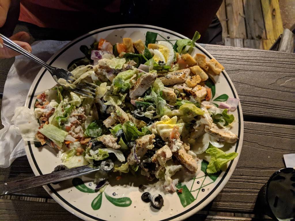 Captain Jacks Waterfront Bar and Grille | restaurant | 21 Oscar Hill Rd, Tarpon Springs, FL 34689, USA | 7279443346 OR +1 727-944-3346