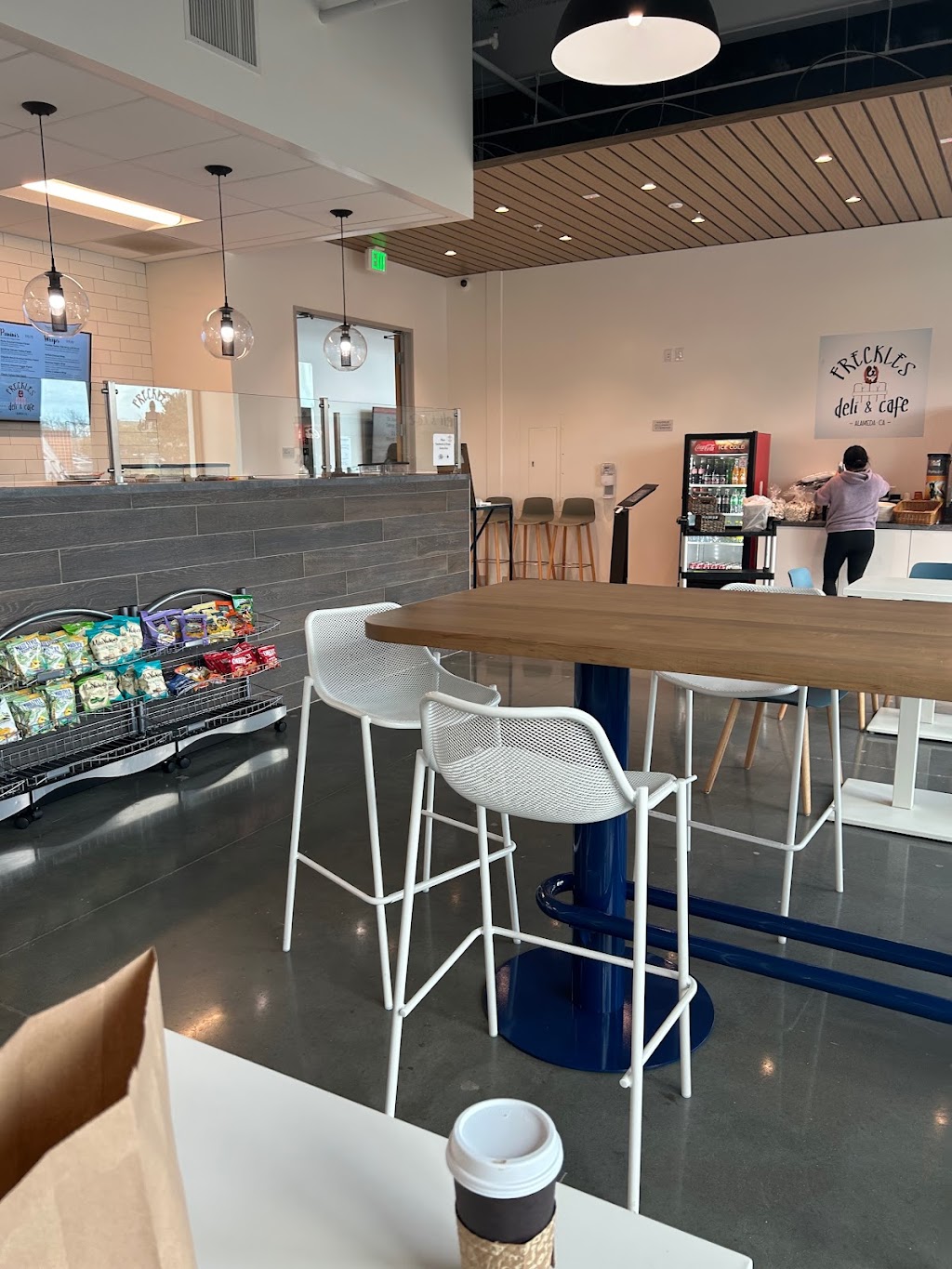 Freckles Deli & Cafe | restaurant | 1310 Harbor Bay Pkwy, Alameda, CA 94502, USA | 5102638201 OR +1 510-263-8201