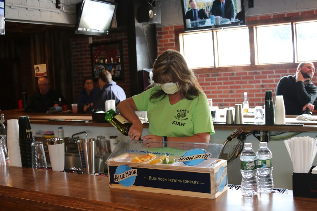 Seans Pub N Grub | restaurant | 50 Deerfield Rd, Parlin, NJ 08859, USA | 7322346088 OR +1 732-234-6088