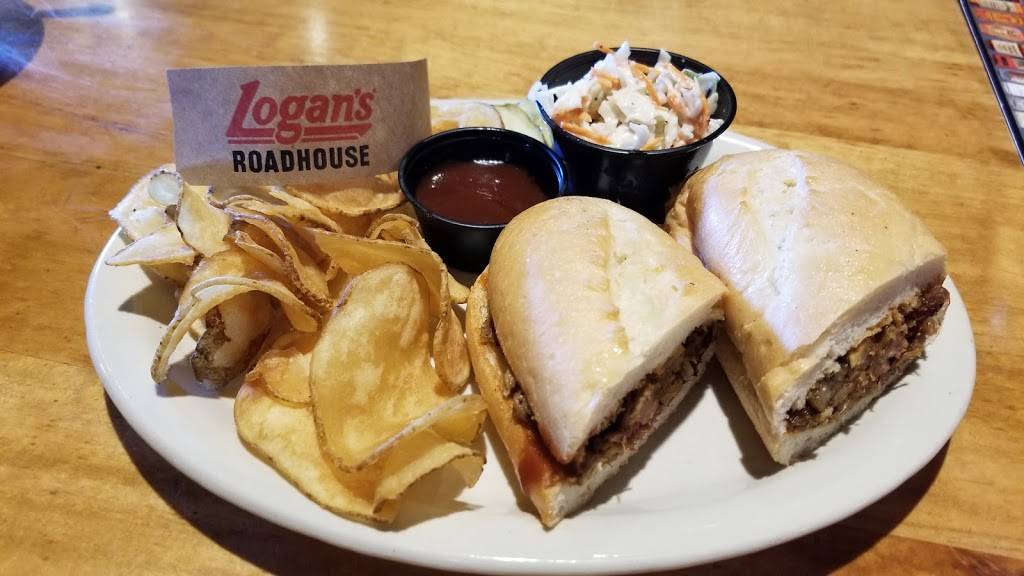 Logans Roadhouse | restaurant | 1007 Village Green Crossing, Gallatin, TN 37066, USA | 6152069393 OR +1 615-206-9393