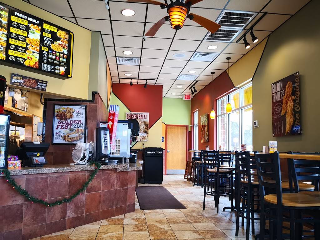 Golden Chick | meal takeaway | 16740 Hillcrest Rd, Dallas, TX 75248, USA | 9728072945 OR +1 972-807-2945