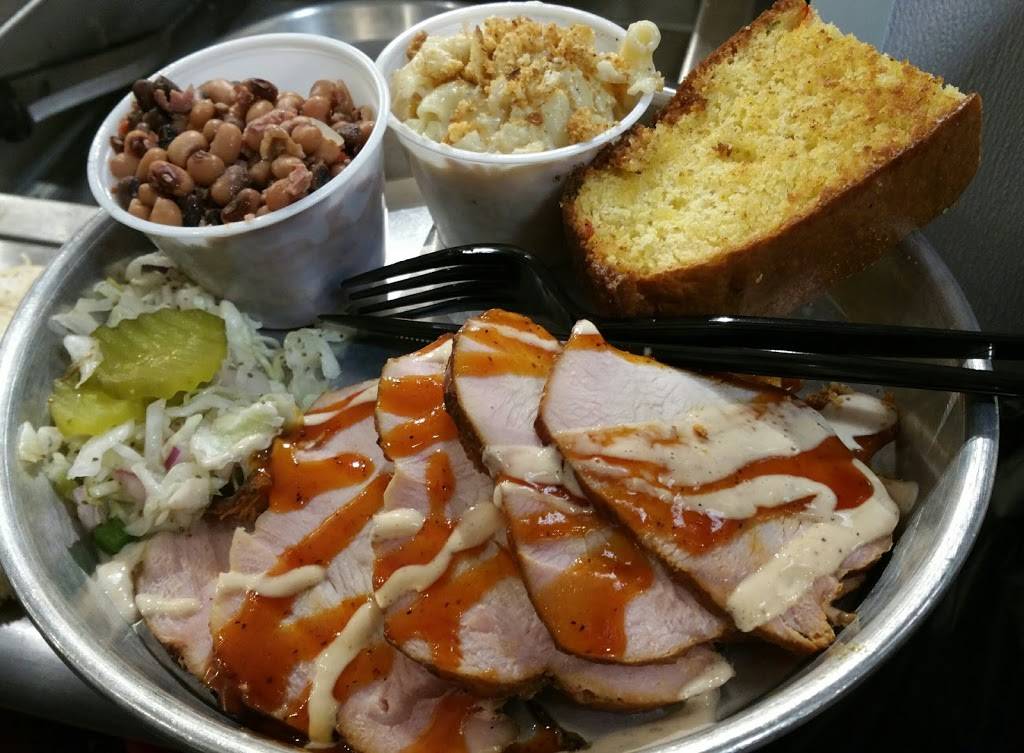 Edleys Bar-B-Que | restaurant | Signal Mill, 205 Manufacturers Rd, Chattanooga, TN 37405, USA | 4234982772 OR +1 423-498-2772