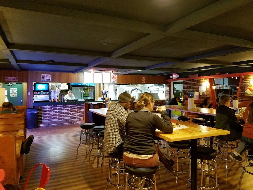 Fat Joes Pizzeria | restaurant | 1716 Grand Ave, Wausau, WI 54403, USA | 7152980902 OR +1 715-298-0902