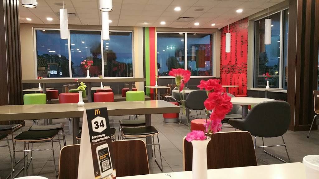 McDonalds | restaurant | 13418 S McCall Rd, Port Charlotte, FL 33981, USA | 9418280061 OR +1 941-828-0061