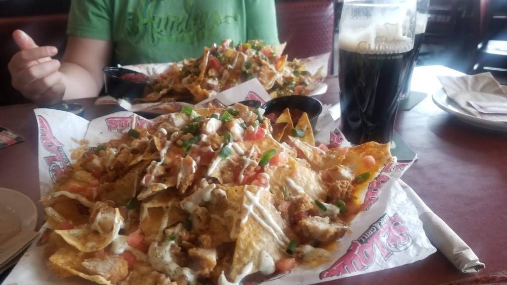 St. Louis Bar & Grill | restaurant | 1911 Lansdowne St W, Peterborough, ON K9K 0C9, Canada | 7057401135 OR +1 705-740-1135