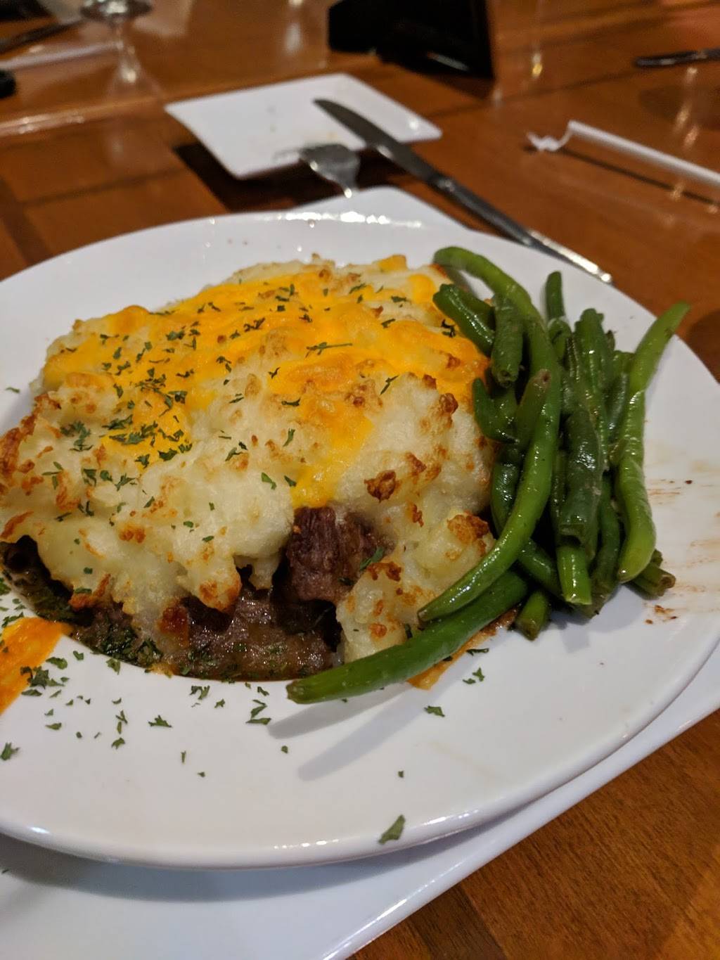 The Eagles Nest Restaurant at The Tillery Tradition Country Clu | restaurant | 214 Tradition Dr, Mt Gilead, NC 27306, USA | 9104395578 OR +1 910-439-5578