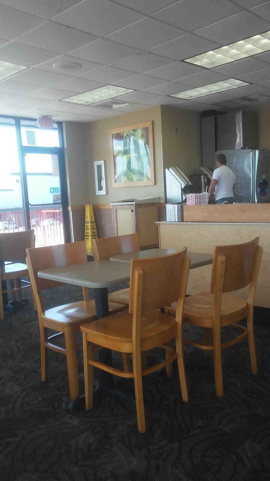 Wendys | restaurant | 8330 N Florida Ave, Tampa, FL 33604, USA | 8139323580 OR +1 813-932-3580