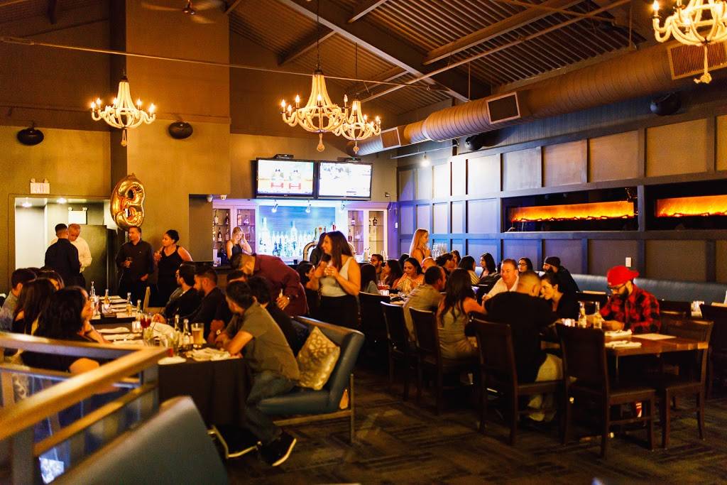 The Port House Social Bar & Kitchen | night club | 139 Lakeshore Rd E, Mississauga, ON L5G 1E5, Canada | 9052710016 OR +1 905-271-0016