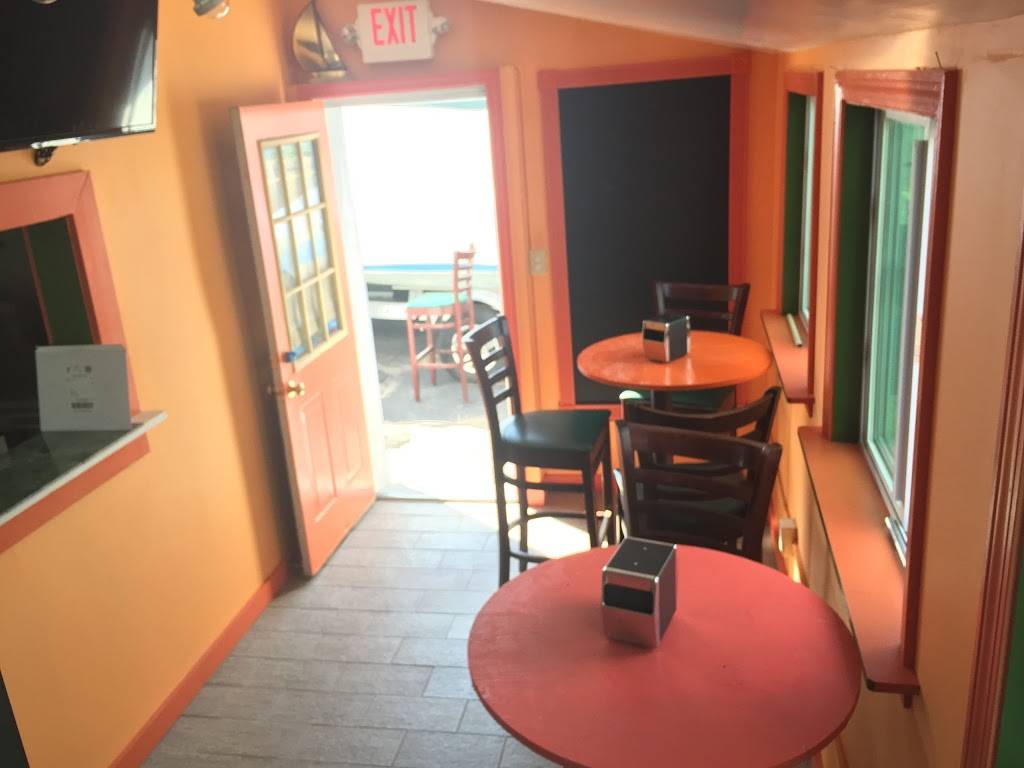 South on Bostwick Cantina & Grille | restaurant | 100 Bostwick Ave, Bridgeport, CT 06605, USA | 2033334762 OR +1 203-333-4762