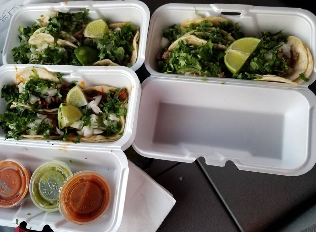 Adalbetos Mexican Food | restaurant | 18945 CA-88, Acampo, CA 95220, USA | 2097593999 OR +1 209-759-3999