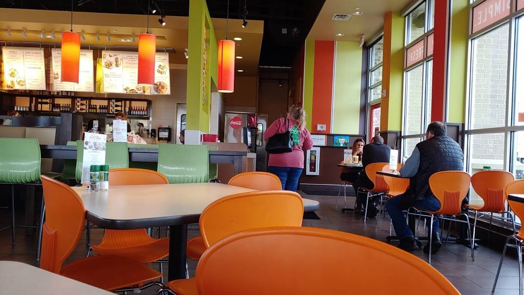 Zoës Kitchen | restaurant | 1555 Crater Lake Dr, Kennesaw, GA 30152, USA | 6782938294 OR +1 678-293-8294