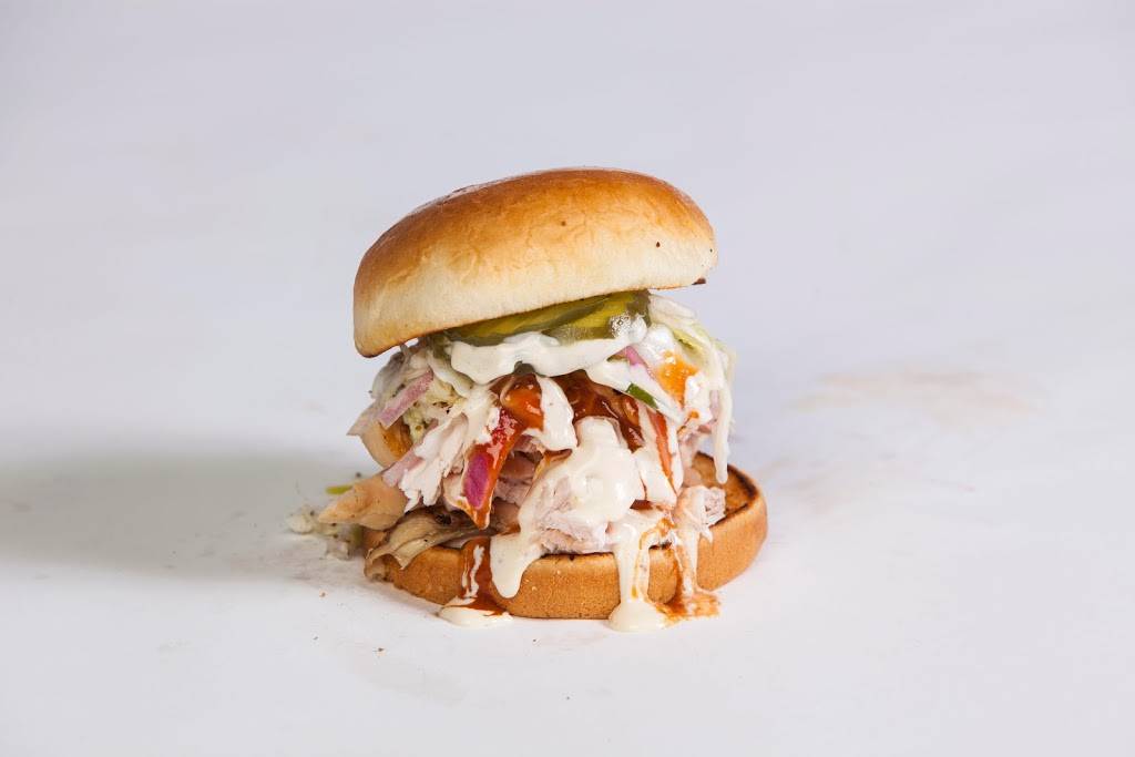 Moes Original BBQ - Vail | restaurant | 616 W Lionshead Cir, Vail, CO 81657, USA | 9704797888 OR +1 970-479-7888