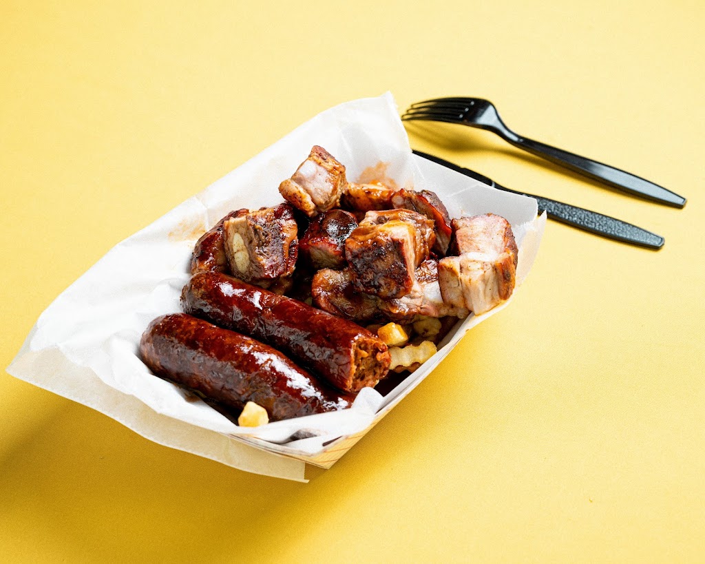 Reggios Pizza | restaurant | 4438 S Cottage Grove Ave, Chicago, IL 60653, USA | 7739664343 OR +1 773-966-4343