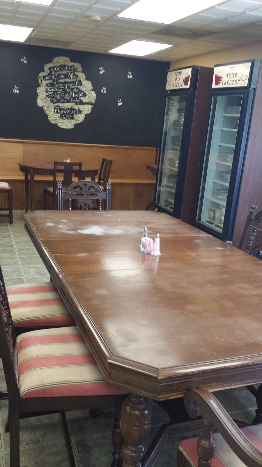 Pennys Pantry | meal takeaway | 136 N Front St, Senatobia, MS 38668, USA | 6625625570 OR +1 662-562-5570