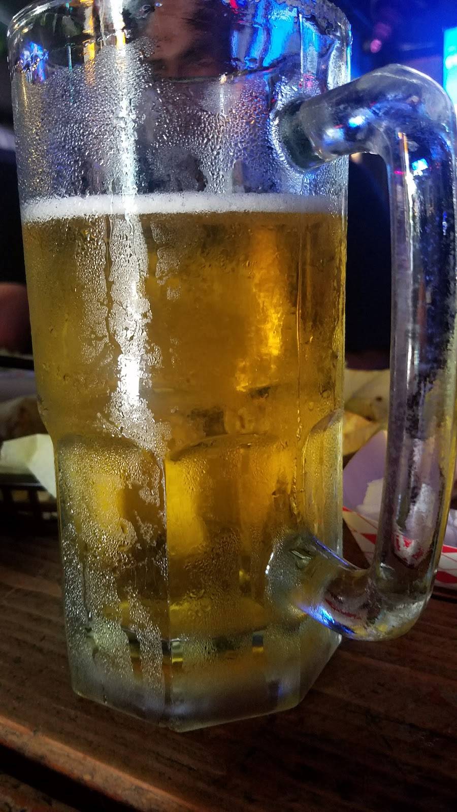 Thirsty Isle | restaurant | 4319 E Carson St, Long Beach, CA 90808, USA | 5624213571 OR +1 562-421-3571