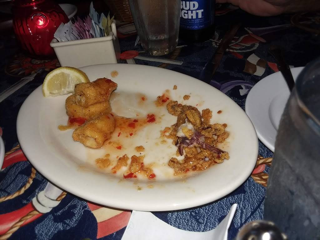 Hil-Mak Seafood Restaurant | restaurant | 449 Lake Ave, Ashtabula, OH 44004, USA | 4409643222 OR +1 440-964-3222