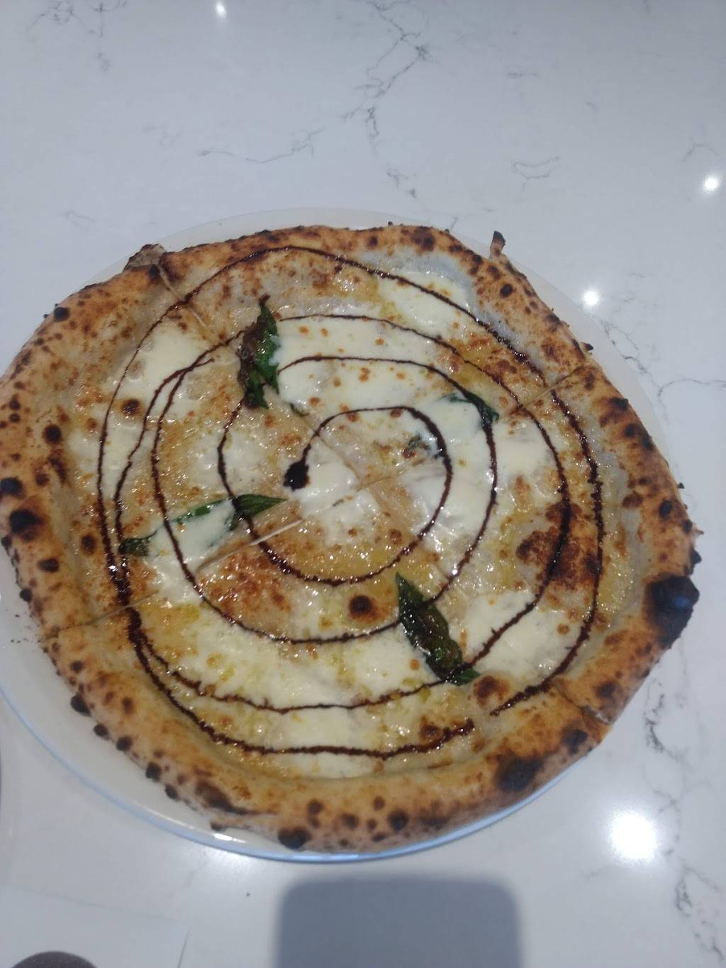 MidiCi | restaurant | 17600 Yonge St, Newmarket, ON L3Y 4Z1, Canada | 9059538288 OR +1 905-953-8288