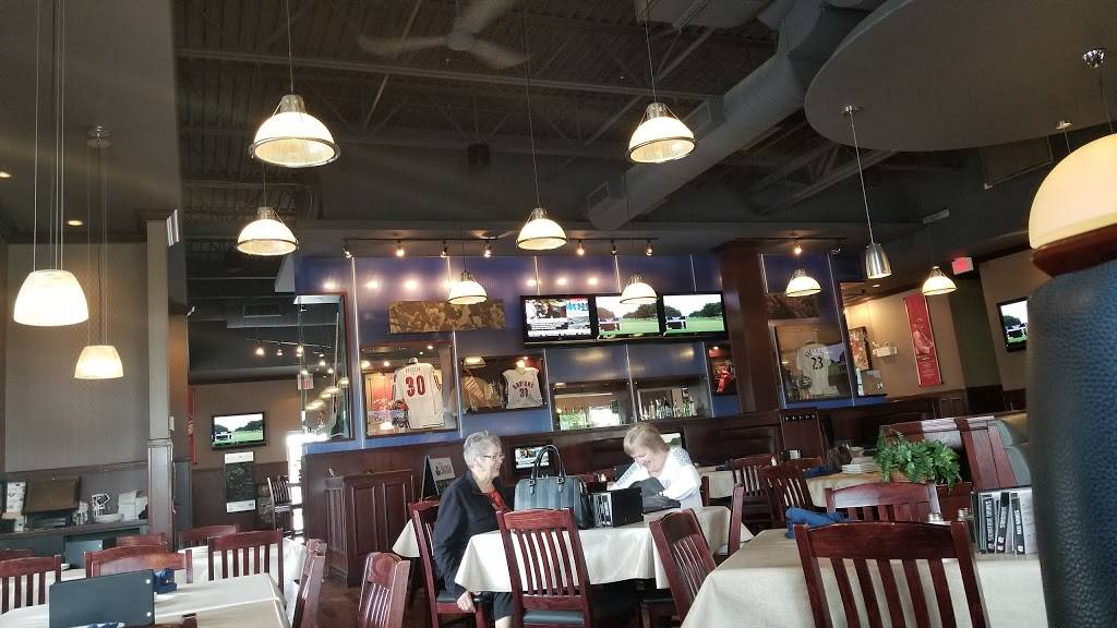 Shoeless Joes Sports Grill | restaurant | 17 McPherson Dr, Napanee, ON K7R 3L1, Canada | 6133545558 OR +1 613-354-5558