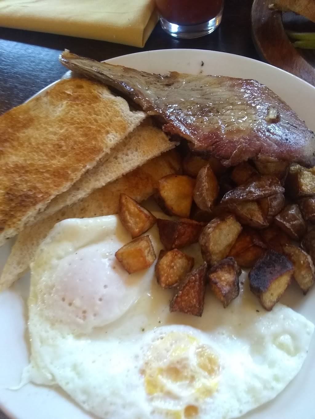 Deep Roots Restaurant and Bar | restaurant | 4601 Shawnee Dr, Kansas City, KS 66106, USA | 9136774502 OR +1 913-677-4502