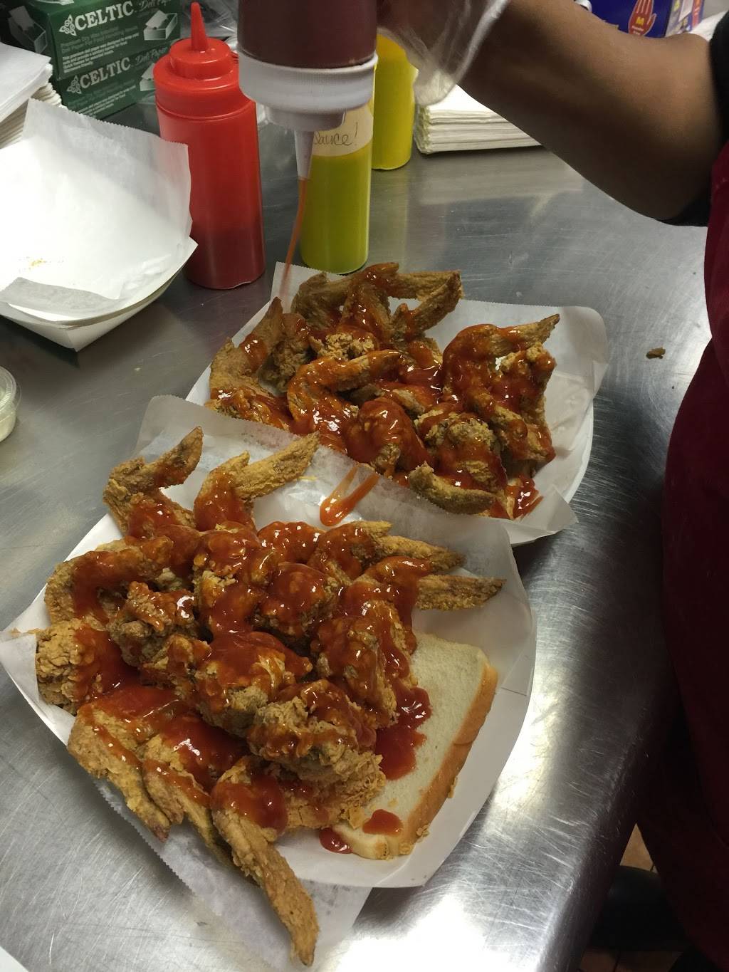 Harolds Chicken #22 | restaurant | 3801 Lafayette Rd, Indianapolis, IN 46254, USA | 3172901311 OR +1 317-290-1311