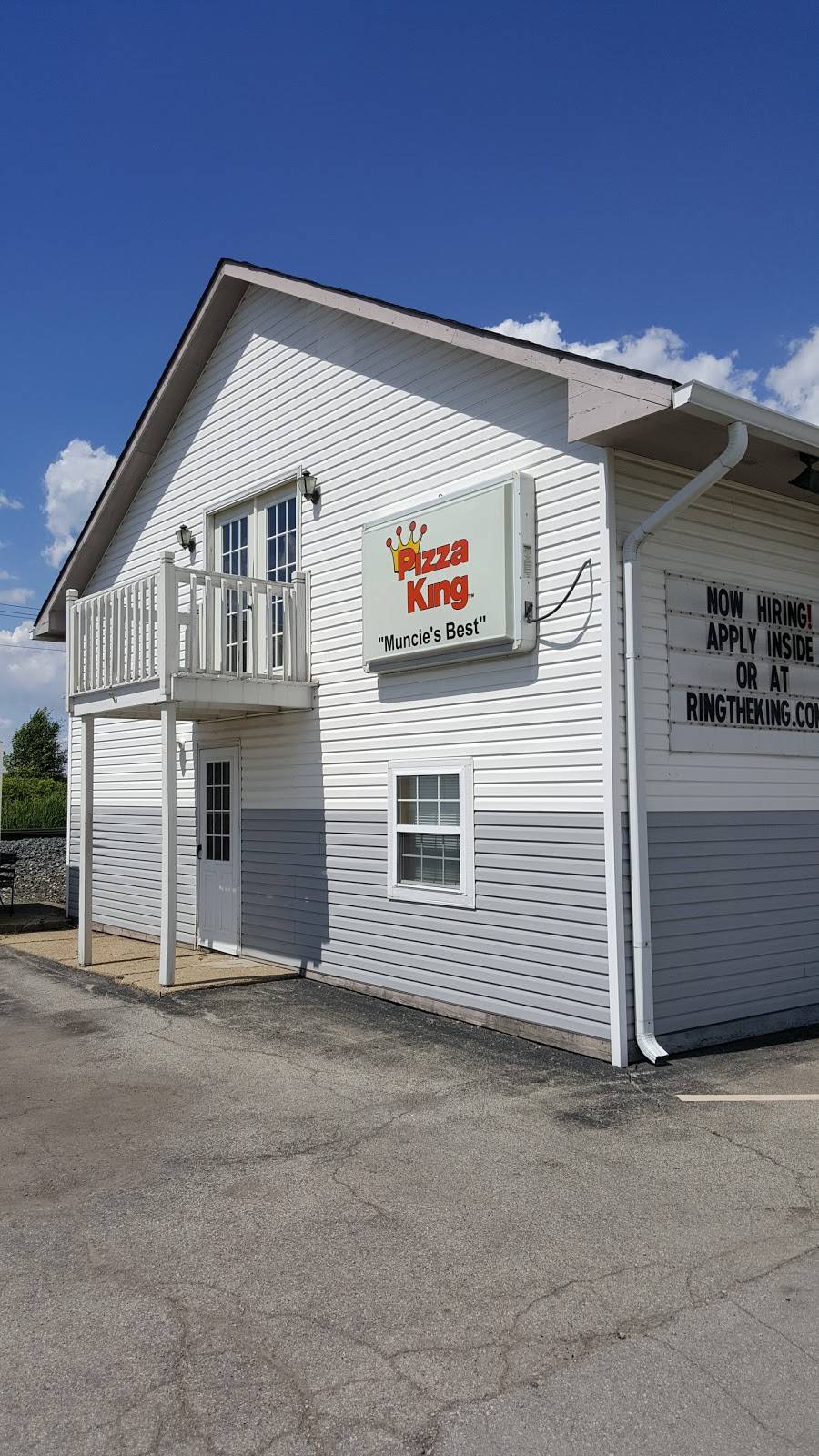 Pizza King | meal delivery | 6550 W Broadway, McCordsville, IN 46055, USA | 3173352426 OR +1 317-335-2426