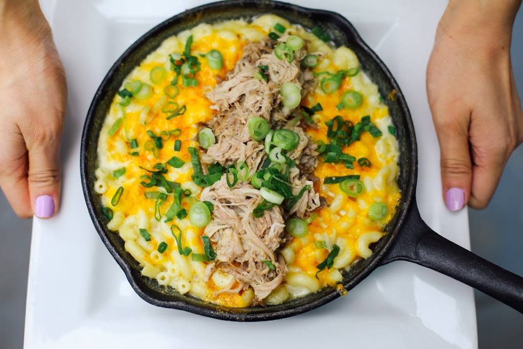 Paina Restaurant & Lounge | night club | 1865 Post St, San Francisco, CA 94115, USA | 4158292642 OR +1 415-829-2642