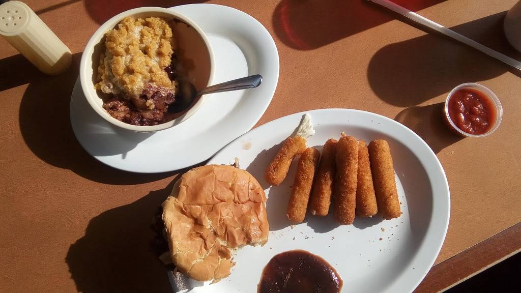 Crossroads 46 Diner | restaurant | 661 W Morgan St, Spencer, IN 47460, USA | 8128292224 OR +1 812-829-2224