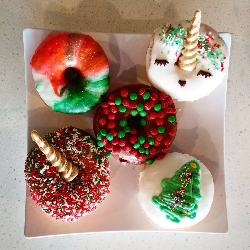 Doughnut District Inc. | cafe | 28601 Marguerite Pkwy A2, Mission Viejo, CA 92692, USA | 9493883737 OR +1 949-388-3737