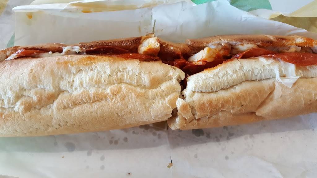 Subway | restaurant | 8648 Waynesburg Dr SE, Waynesburg, OH 44688, USA | 3308663538 OR +1 330-866-3538