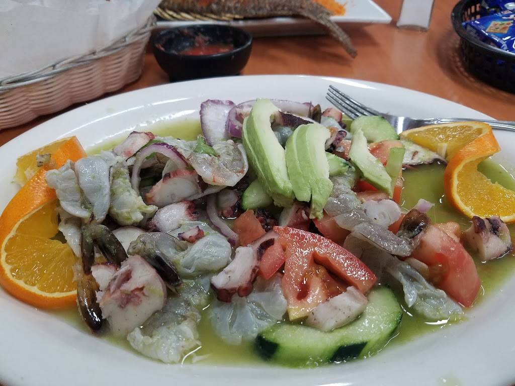 El Rinconcito Mexican Sea Food Restaurant | restaurant | 1033 S Santa Fe Ave, Vista, CA 92083, USA | 7609457659 OR +1 760-945-7659